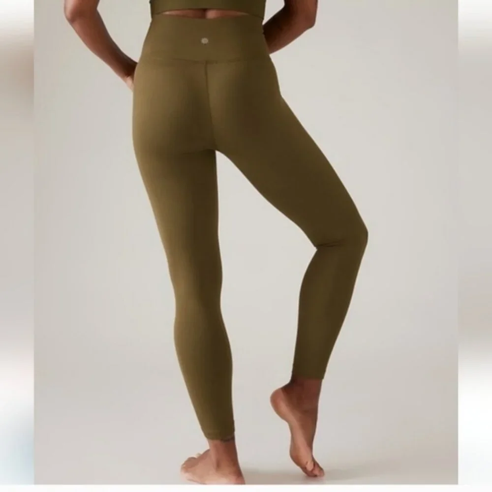 Athleta Aurora Seamless Tight size XXS Olive